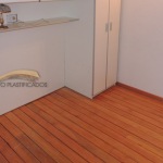 piso deck en comedor