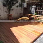 piso deck y cerca